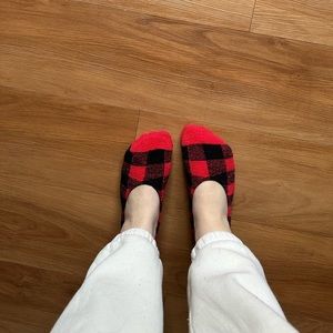 Buffalo Plaid Fuzzy No-Show Slipper Socks